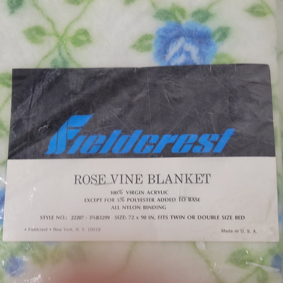 NEW Fieldcrest Acrylic Vintage twin/ C full double side bed - Picture 7 of 7